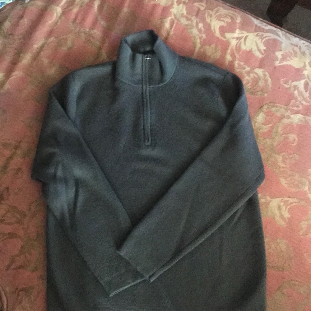 Men’s Brown Banana Republic sweater